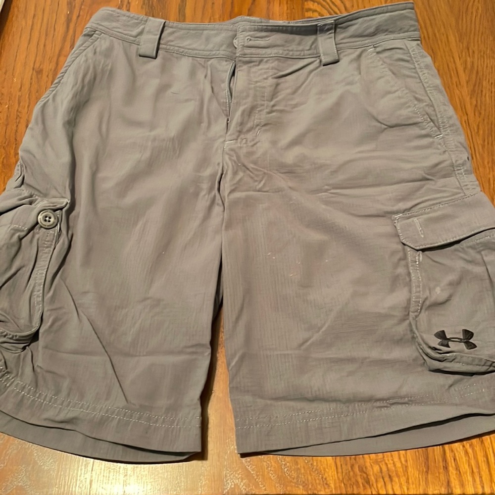 Under armour youth large gray loose cargo